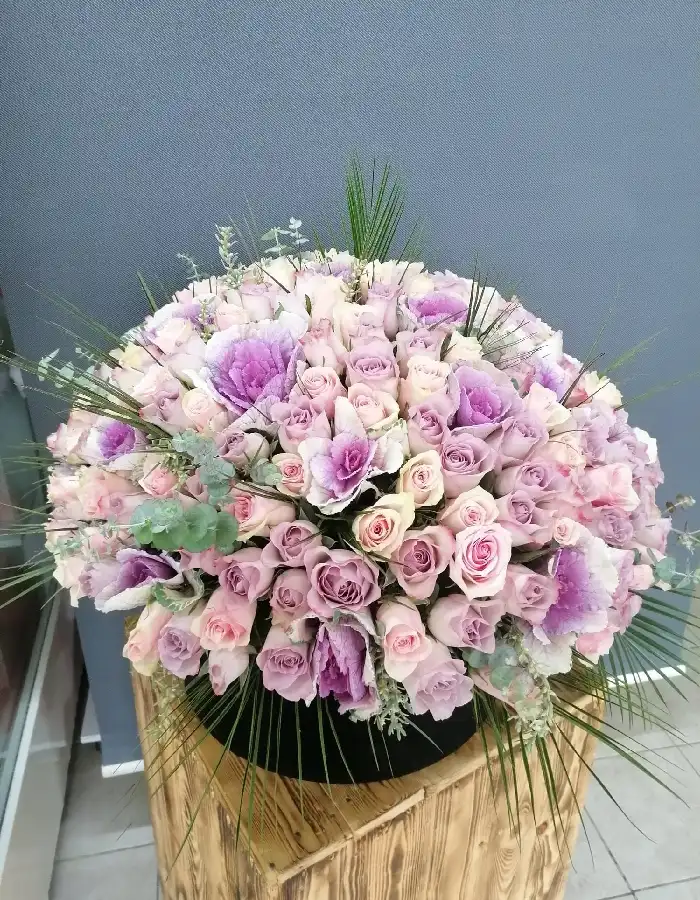 Kutuda 200 Adet Pembe Gül Aranjman
